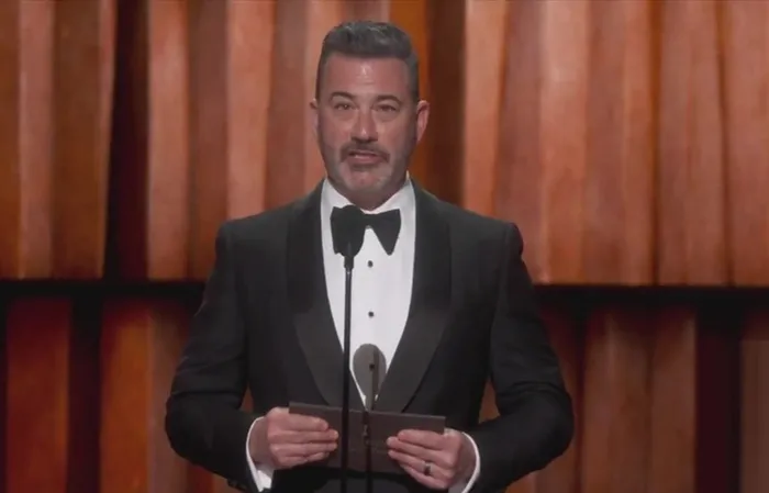 Jimmy Kimmel has TDS breakdown during Oscars
