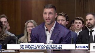 Tim Tebow shows the most disgusting map of the USA