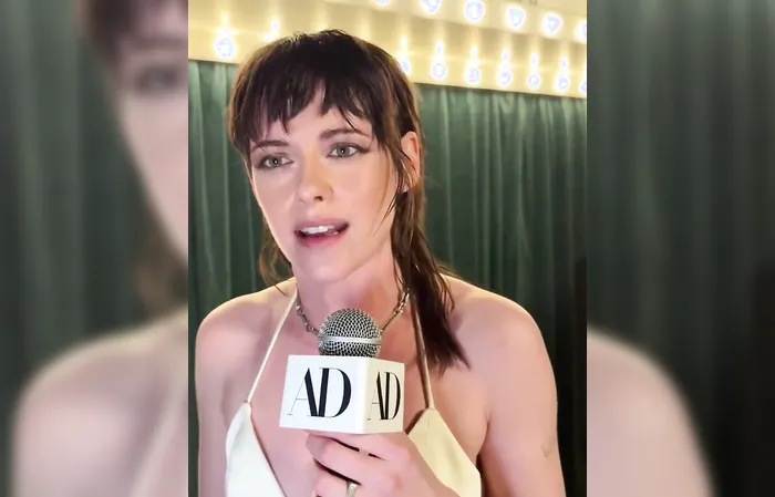 Actress Kristen Stewart says the dumbest thing ever