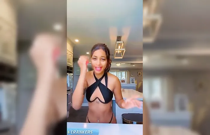 Looking cute, def won't delete