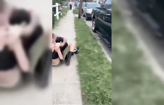 Guy covering his nose while tasing her LMAO