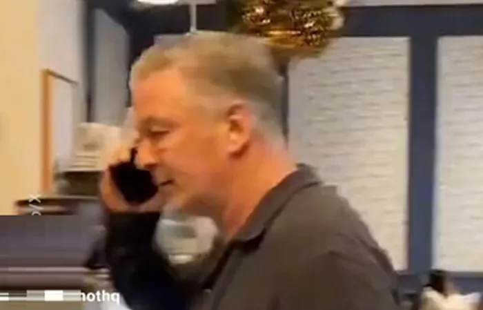 Annoying person harasses Alec Baldwin