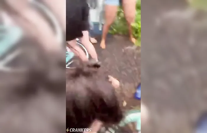 When the bag drops and hair goes up, you know what time it is