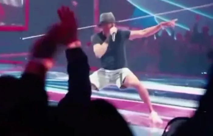 Kid Rock lip synced and got busted for it