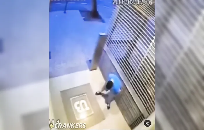 This is the worst way to take a dump