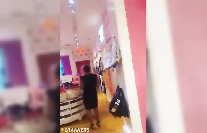 Screaming at top of her lungs and literally no one cares