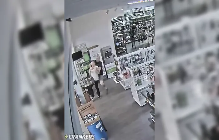 Watch this moron try to rob a store and FAIL