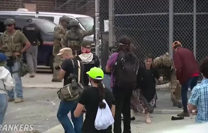 If you block a federal agent during an operation, you’re gonna find out