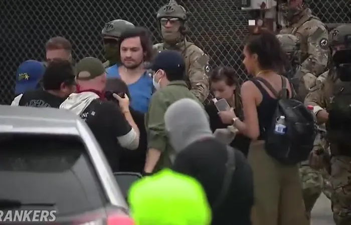 If you block a federal agent during an operation, you’re gonna find out