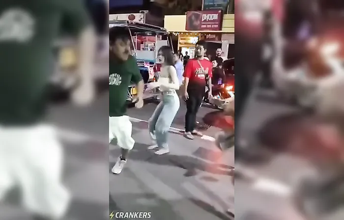 Indian guy refused to pay for services, got beat up by a flock of transgenders