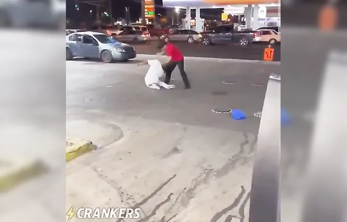 Bro FOLDS IN HALF during fight