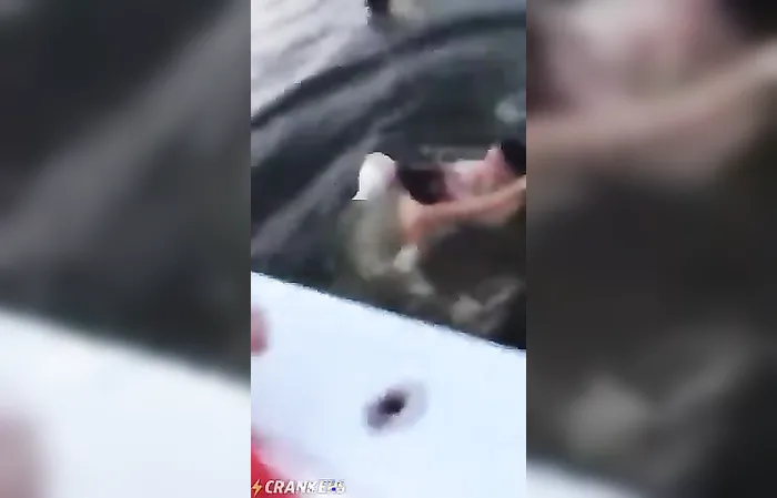 Karen and her friend go overboard, No one ruins the trip!