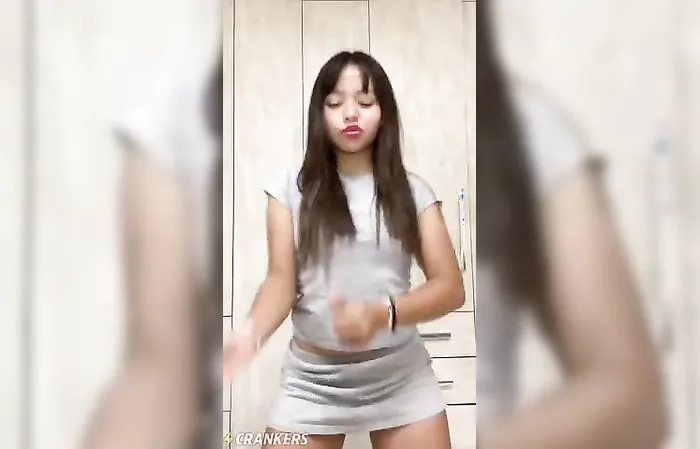 this chick likes dancing