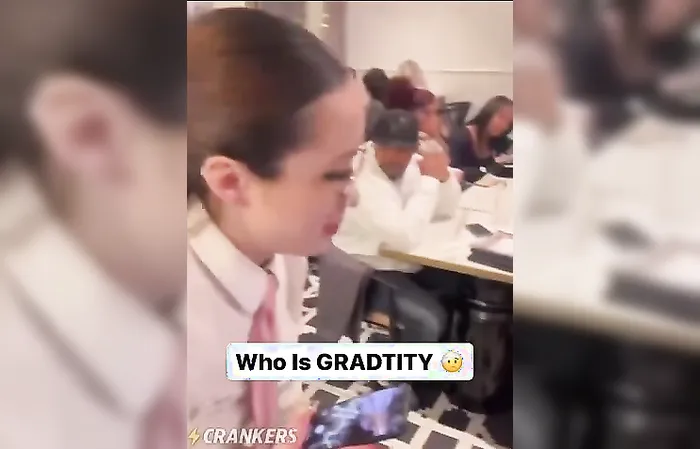 Uneducated weave warrior doesn't know what “Gradtity” on a bill is