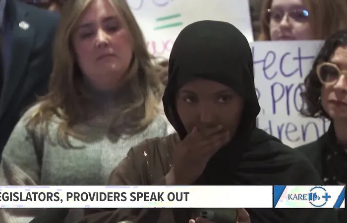 Somali accidentally says "fraud is bad" and quits the press conference