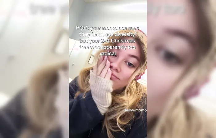 Woman forced to remove Christmas Tree or get fired