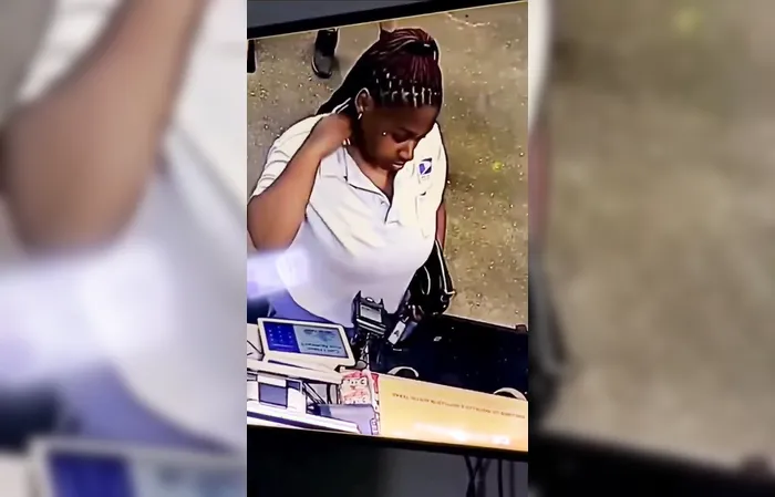 Georgia postal worker arrested for stealing $500 rewards cards she was supposed to deliver