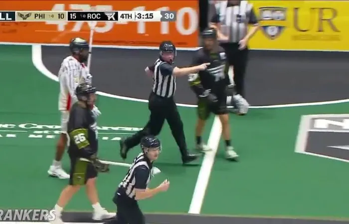 Lacrosse Goalies rip off the pads, go at it