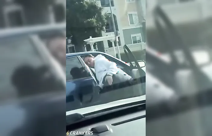 From the FLIP OFF to the TWERK OFF