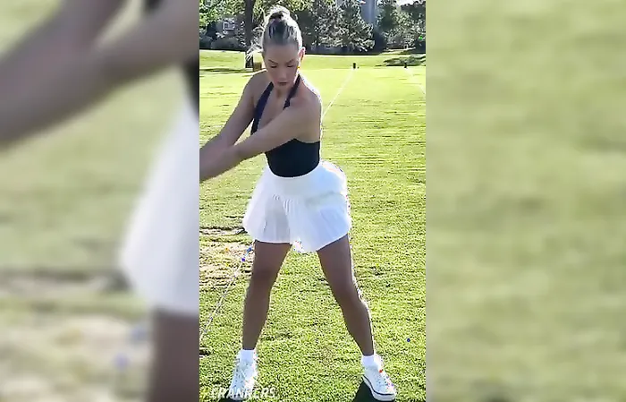 Paige Spiranac has a great stroke