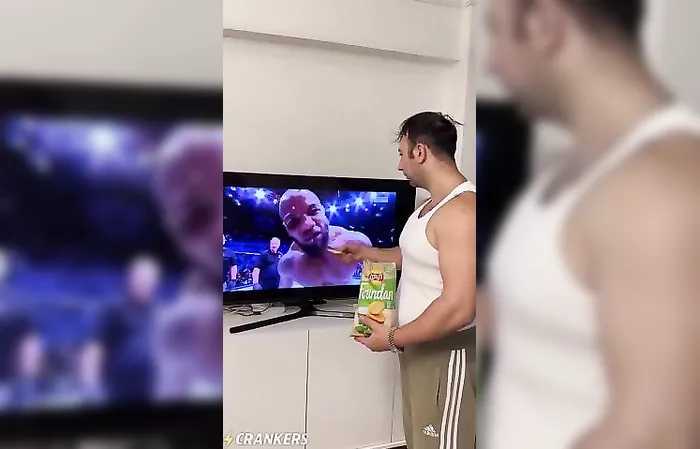 NO CONTEXT HUMANS - https://t.co/Wd19FNIoj0