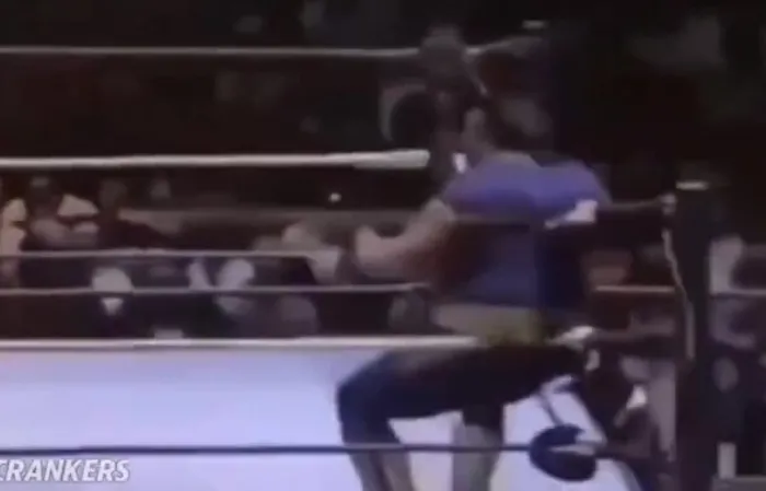 tribal chief ☝???????? - If wrestling is fake, then explain this