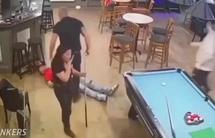 K.O. Fights - Drunk guy grabs wife's a in front of husband and gets what he deserves.