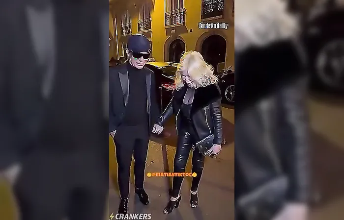 Genius Tech - Billionaire socialite Jocelyn Wildenstein, dubbed ‘Catwoman’ for her extensive surgeries, steps out in Paris. ???????? Thoughts?