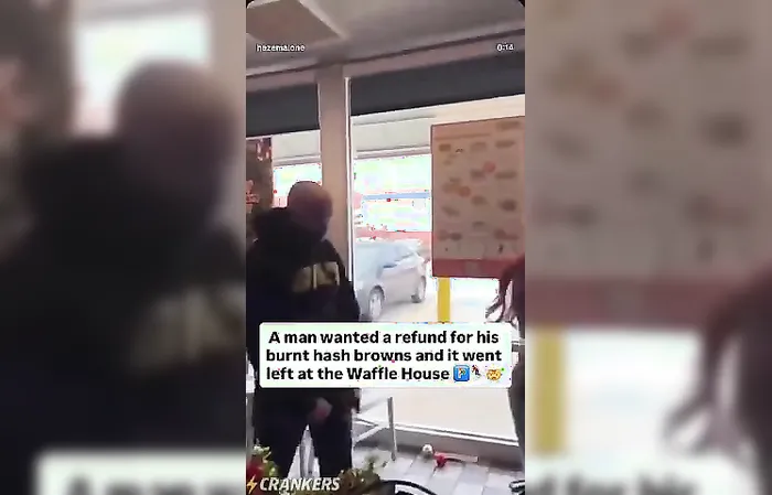 Guy wanted refund for burnt hash browns, ended up fighting the Waffle House staff