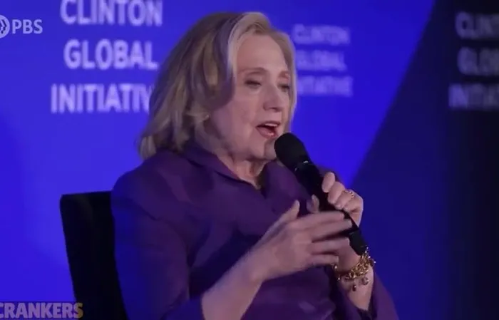 Hillary: "The press needs a consistent narrative about the danger Trump is"