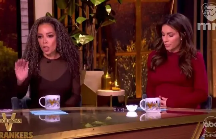 Sunny Hostin makes desperate attempt at GOP takedown, flops hilariously