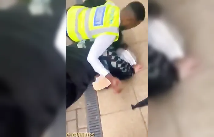 Shoplifter punches security guard in the face and receives a quick and helpful education