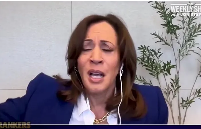 Kamala Harris Reportedly Cusses Out Trump Over White House Ballroom