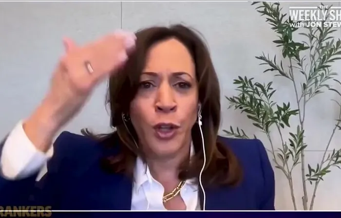 Kamala Harris Reportedly Cusses Out Trump Over White House Ballroom