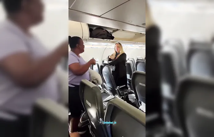 Woman refuses to let passengers off the plane unless her daughter skips the line