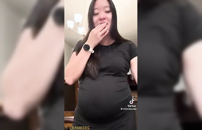 Pregnant TikTok libs popping Tylenol to push back on Trump
