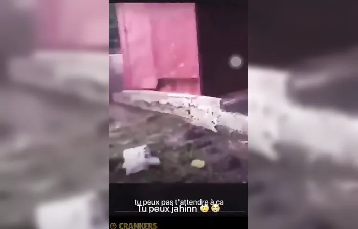 Dude smashed with light bulb brings out unexpected weapon