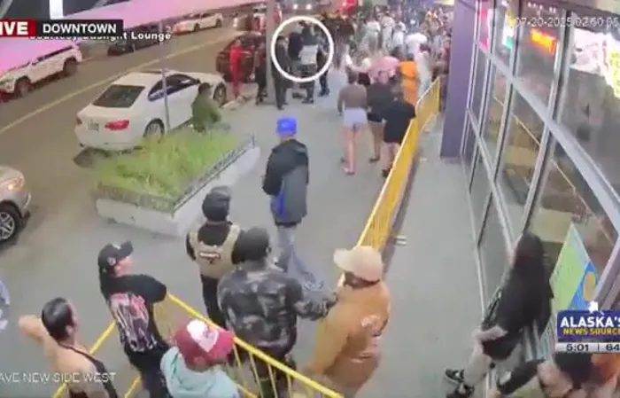 Security guard in Anchorage, Alaska takes out active shooter