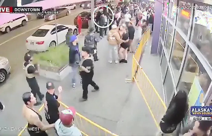 Security guard in Anchorage, Alaska takes out active shooter