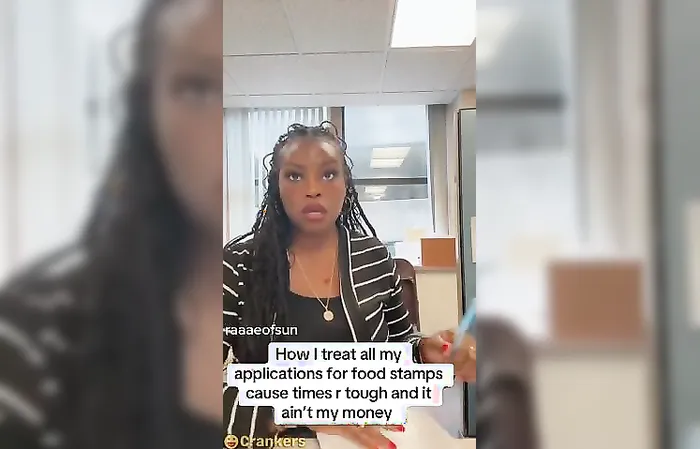 Wall Street Apes - This woman says she works at the EBT Food Stamps office She says she’s approving all “applications for food stamps because times are tough and it
