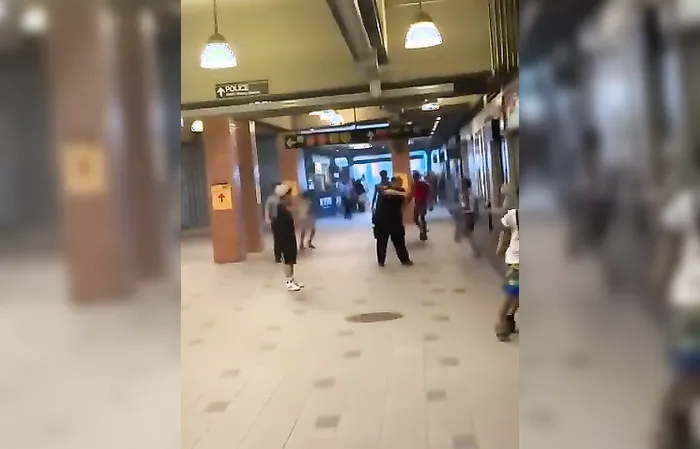 Who ya got? Teen armed with knife vs cop with gun