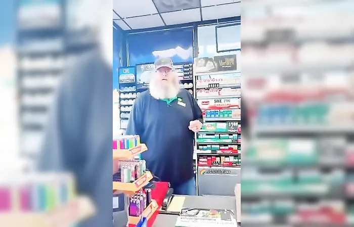 Ghetto girl cussed out cashier, called him homeless, dirty, fake Santa