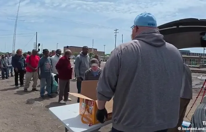 Liberal loon attacks man feeding the homeless