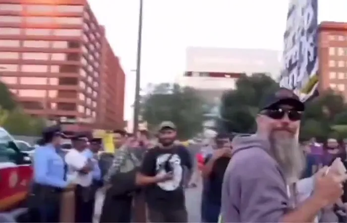 Guy does funniest thing ever to a protest