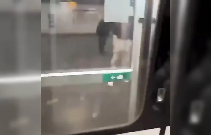 Man gets SPARTA KICKED off subway