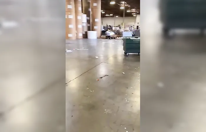 Guy destroys warehouse on forklift after getting fired