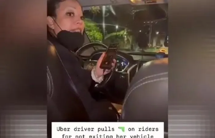 Rideshare driver pulls GUN because the passenger refused to get out