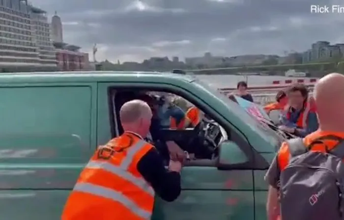 Protesters vs people who don't like protesters