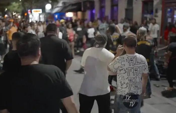 Bikers vs gang in Texas street fight