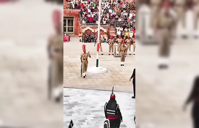 Sh*t’s poppin’ off on the India/Pakistan border!
